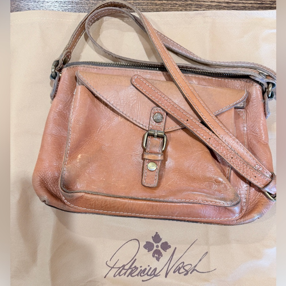 Patricia Nash Tan Leather Envelope Flap Crossbody